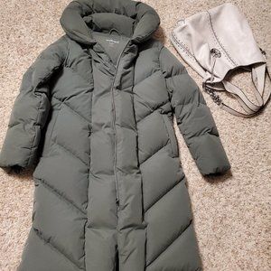Goose down coat